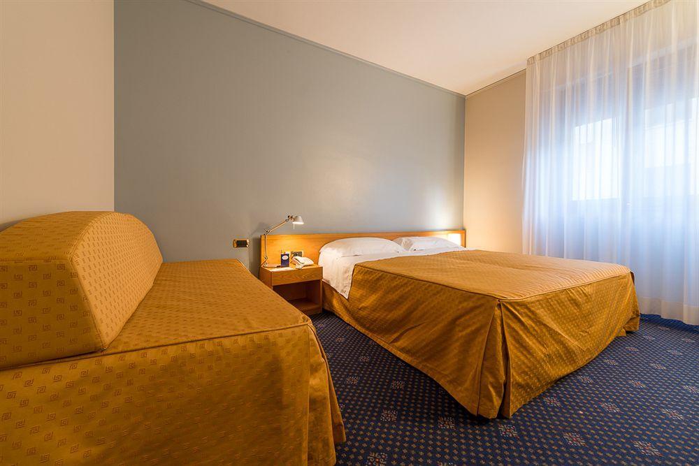 Hotel Terme Vittorio Veneto Exterior photo