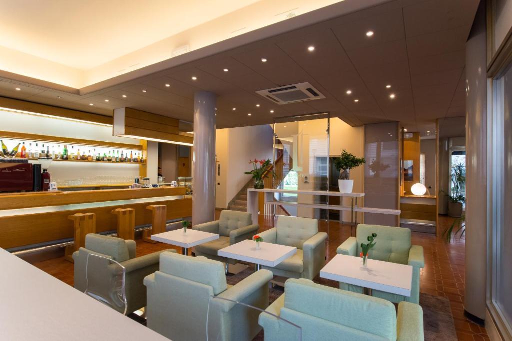 Hotel Terme Vittorio Veneto Exterior photo